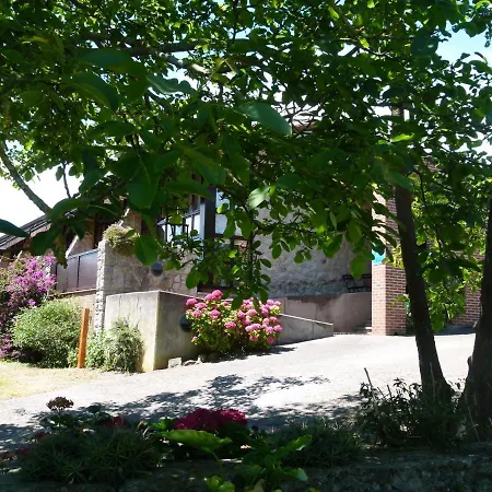 Venancios Otel Bones