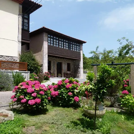 Venancios Otel Bones