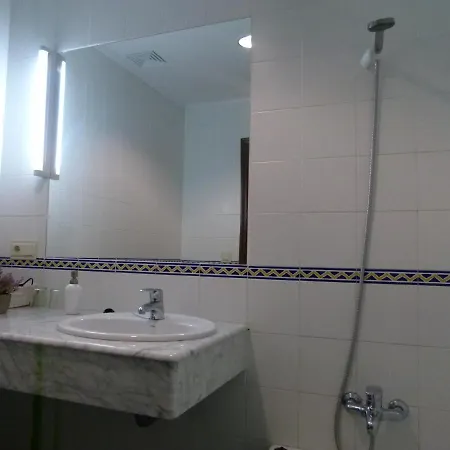 Otel Venancios Bones