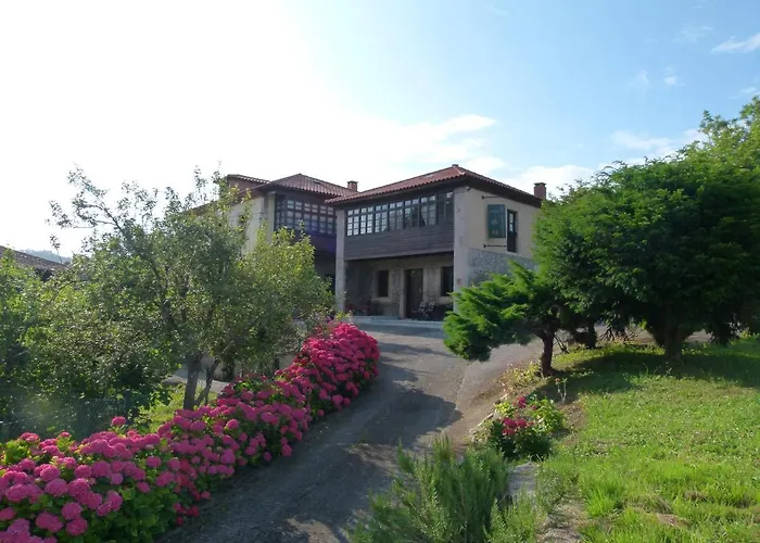 Venancios Hotel Bones