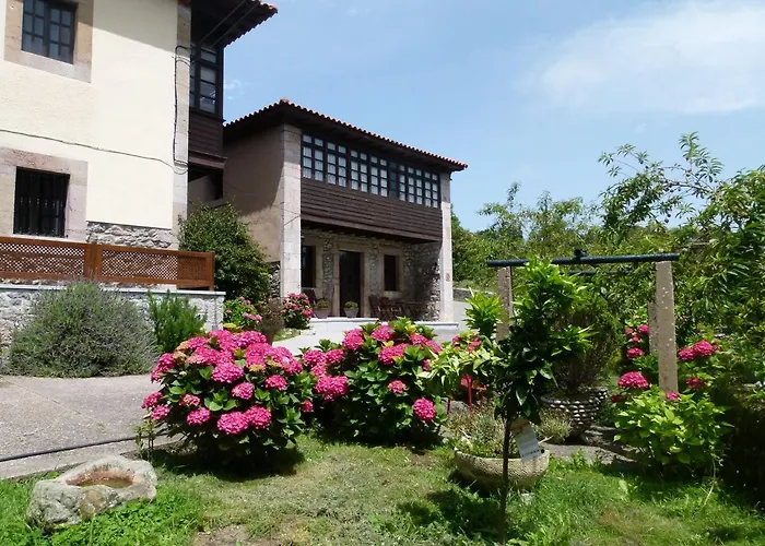 Venancios Hotel Bones