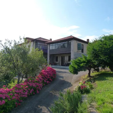 Venancios Hotel Bones